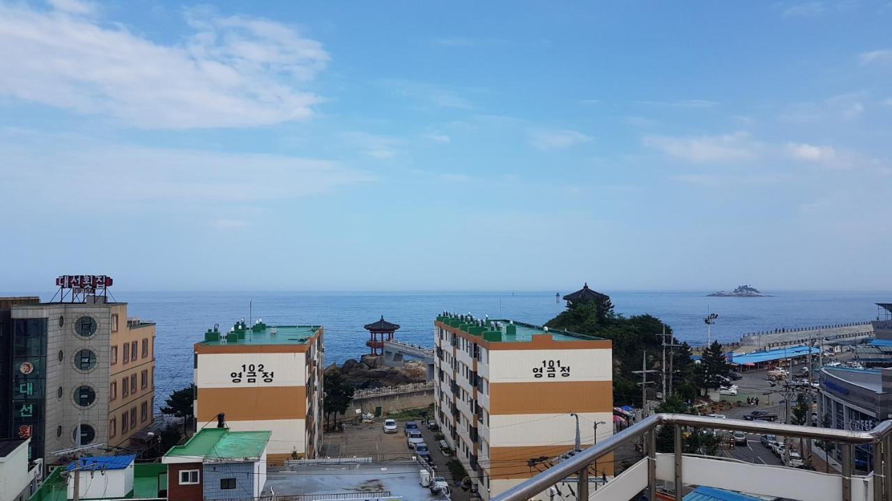 Lighthouse Beach Motel Sokcho Exterior foto
